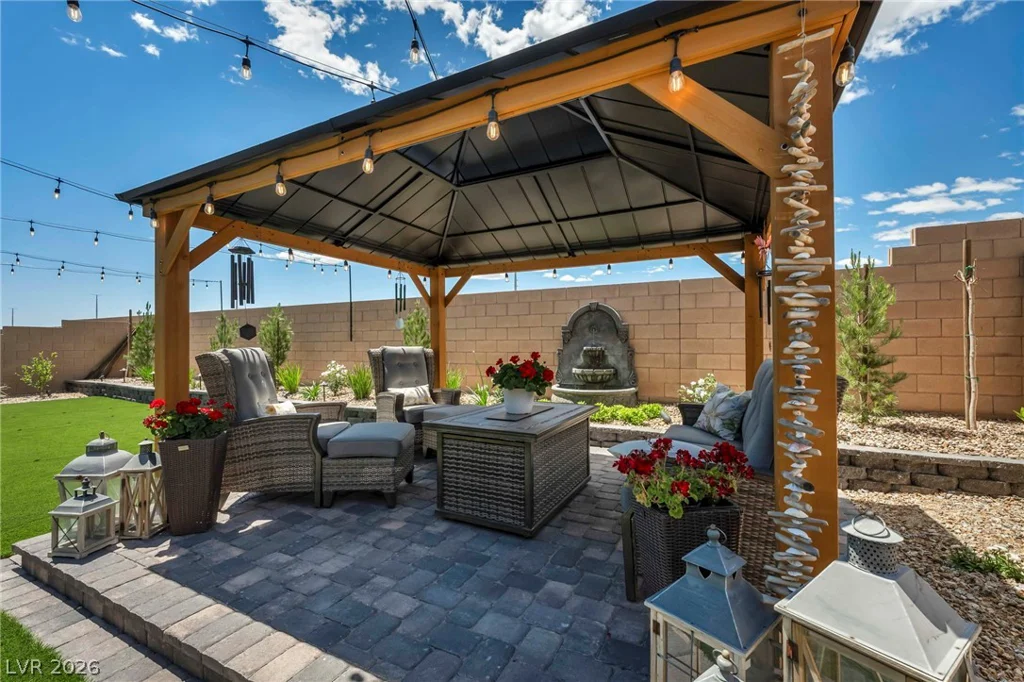 6325 Gambetta, North Las Vegas, NV 89115