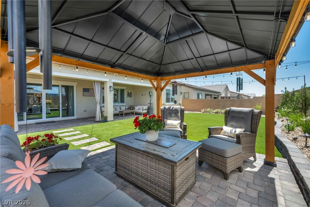 6325 Gambetta, North Las Vegas, NV 89115