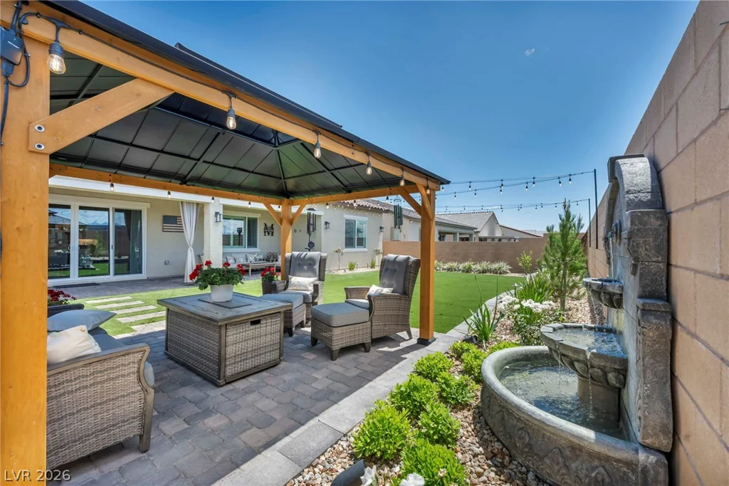 6325 Gambetta, North Las Vegas, NV 89115