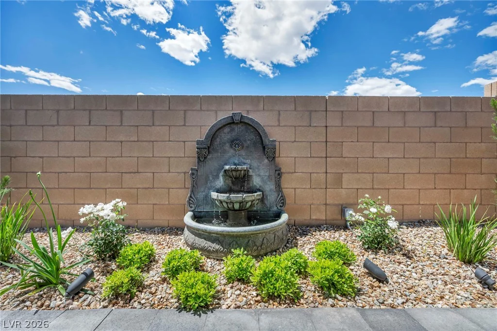 6325 Gambetta, North Las Vegas, NV 89115