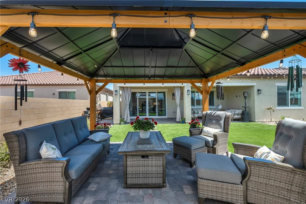 6325 Gambetta, North Las Vegas, NV 89115