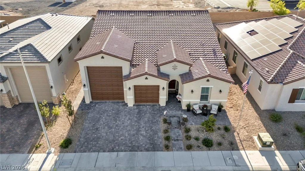 6325 Gambetta, North Las Vegas, NV 89115