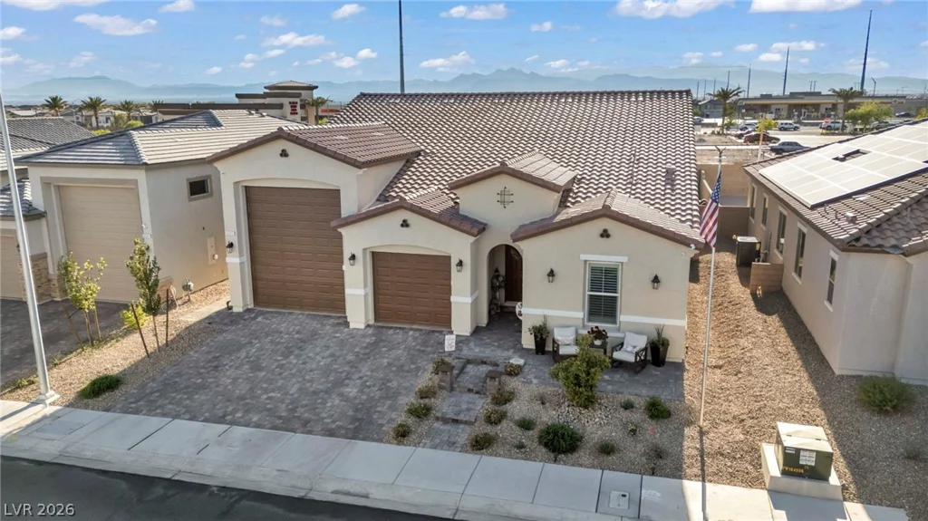 6325 Gambetta, North Las Vegas, NV 89115
