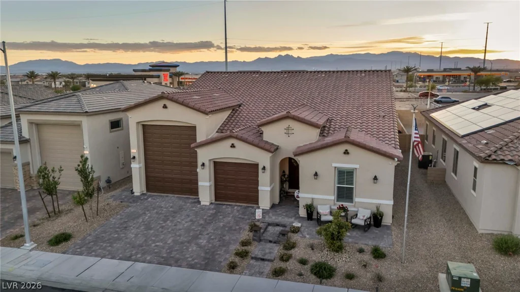 6325 Gambetta, North Las Vegas, NV 89115