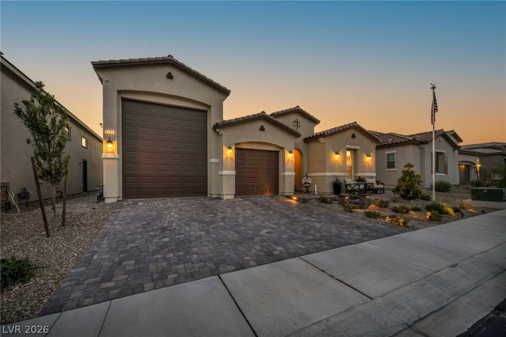 6325 Gambetta, North Las Vegas, NV 89115