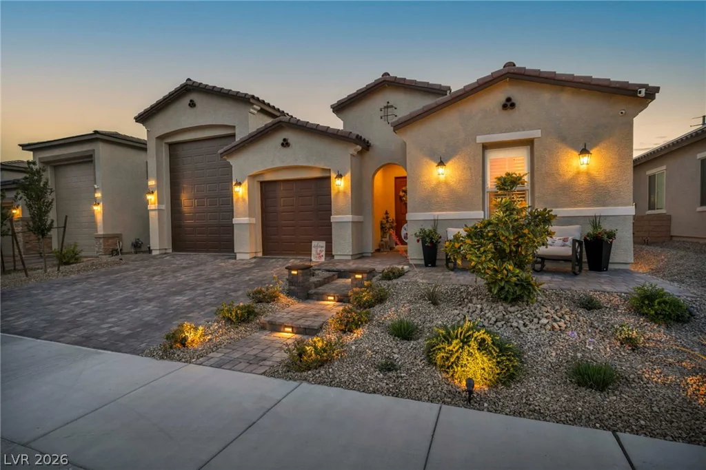 6325 Gambetta, North Las Vegas, NV 89115