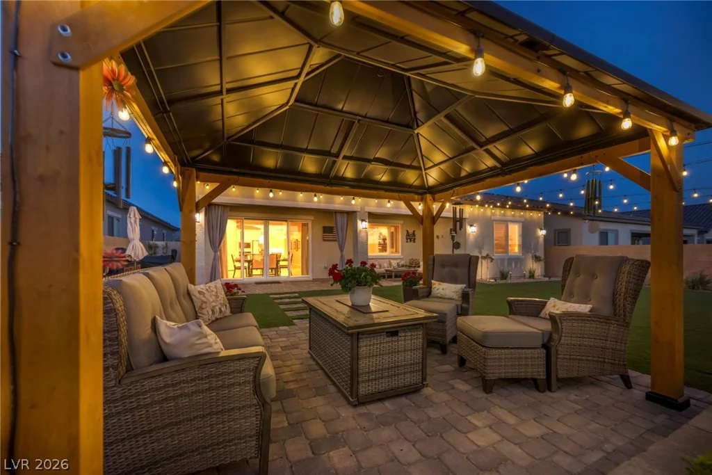 6325 Gambetta, North Las Vegas, NV 89115