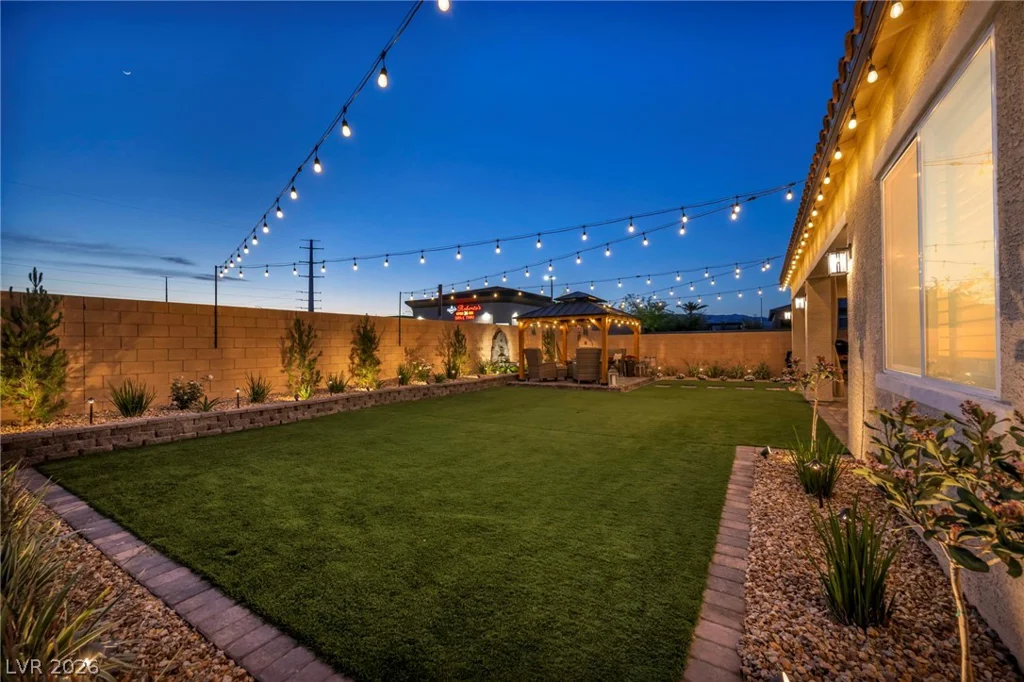 6325 Gambetta, North Las Vegas, NV 89115