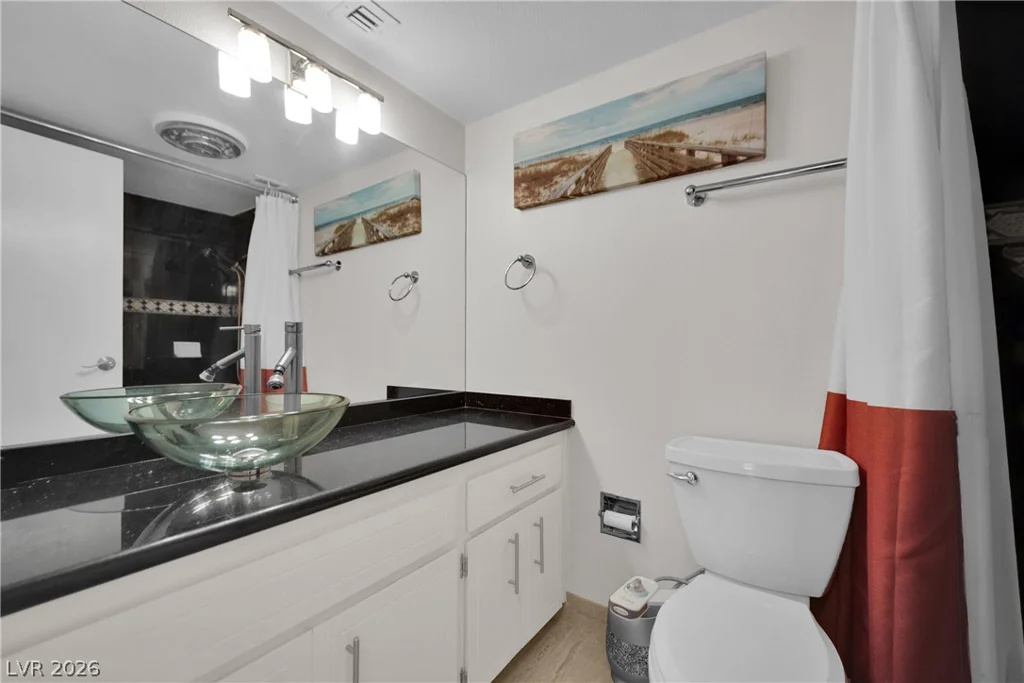 205 Harmon, Las Vegas, NV 89169