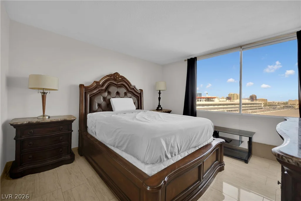 205 Harmon, Las Vegas, NV 89169
