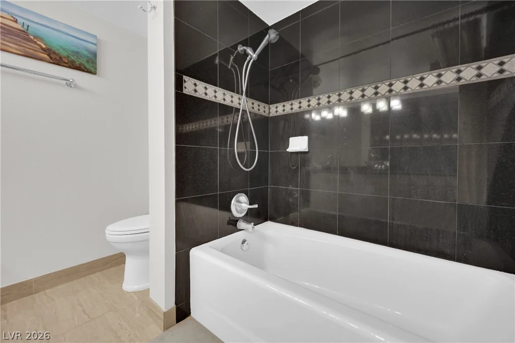 205 Harmon, Las Vegas, NV 89169