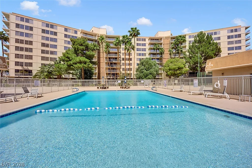 205 Harmon, Las Vegas, NV 89169