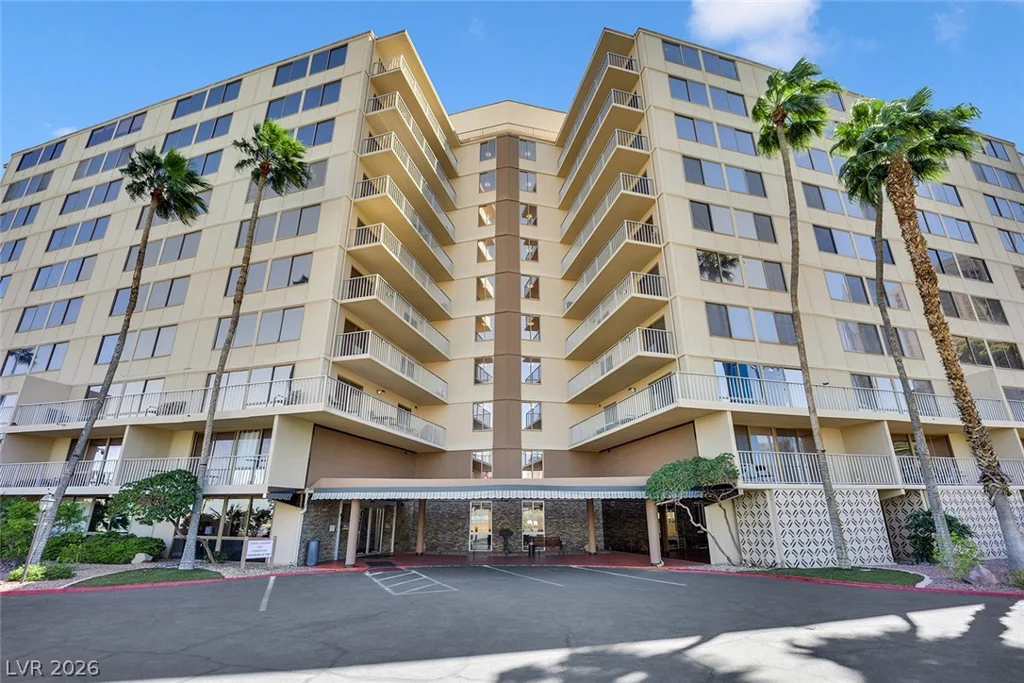 205 Harmon, Las Vegas, NV 89169