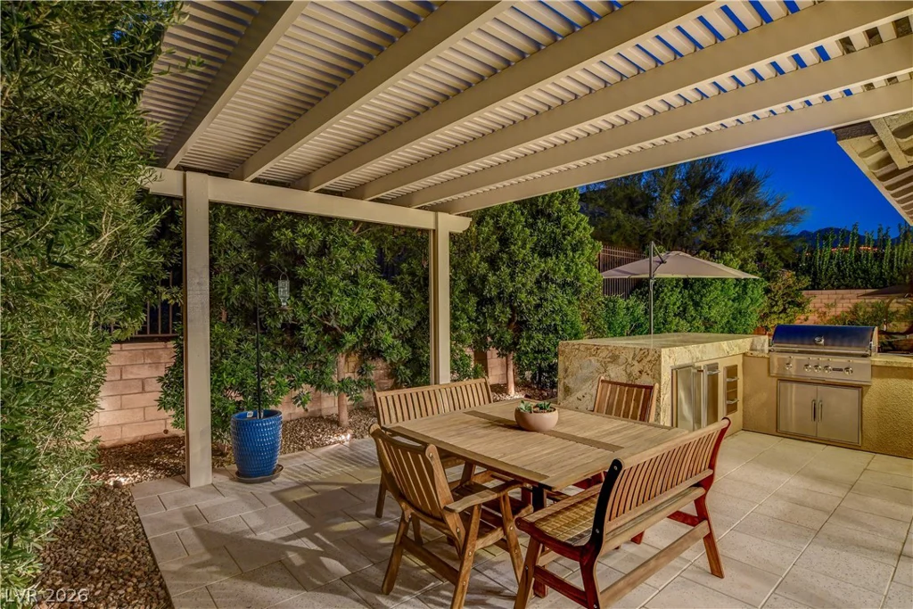 83 Basque Coast, Las Vegas, NV 89138
