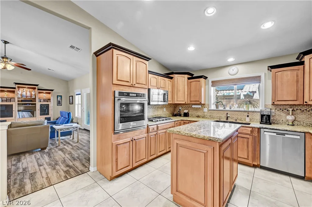 6288 Fisher, Las Vegas, NV 89130