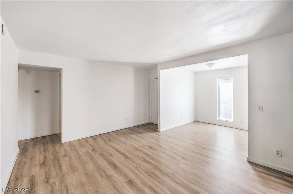 1405 Vegas Valley, Las Vegas, NV 89169