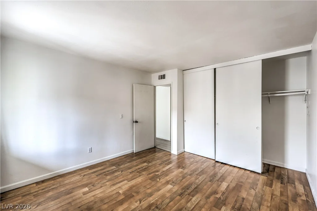 1405 Vegas Valley, Las Vegas, NV 89169