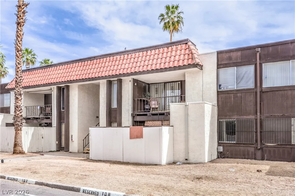 1405 Vegas Valley, Las Vegas, NV 89169