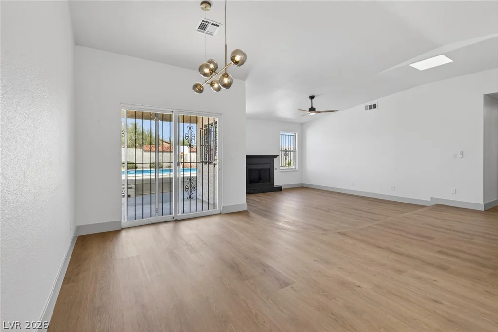 943 Tami, Henderson, NV 89015
