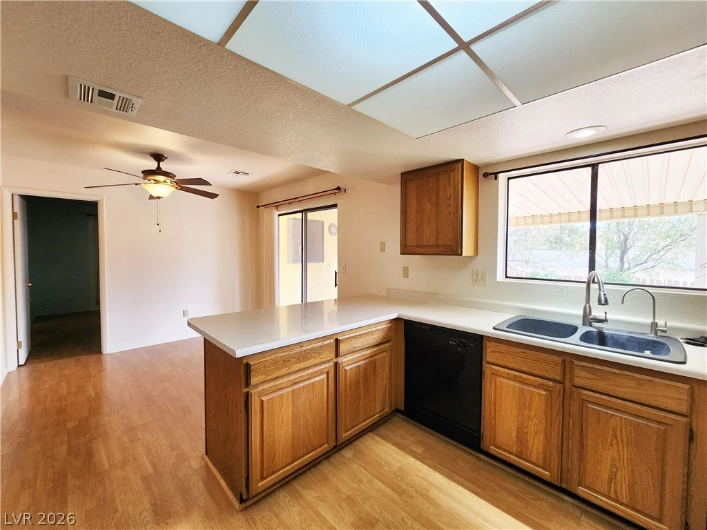1225 Mount Charleston, Pahrump, NV 89048