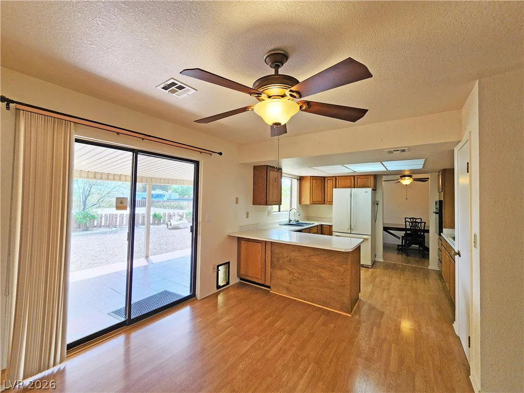 1225 Mount Charleston, Pahrump, NV 89048
