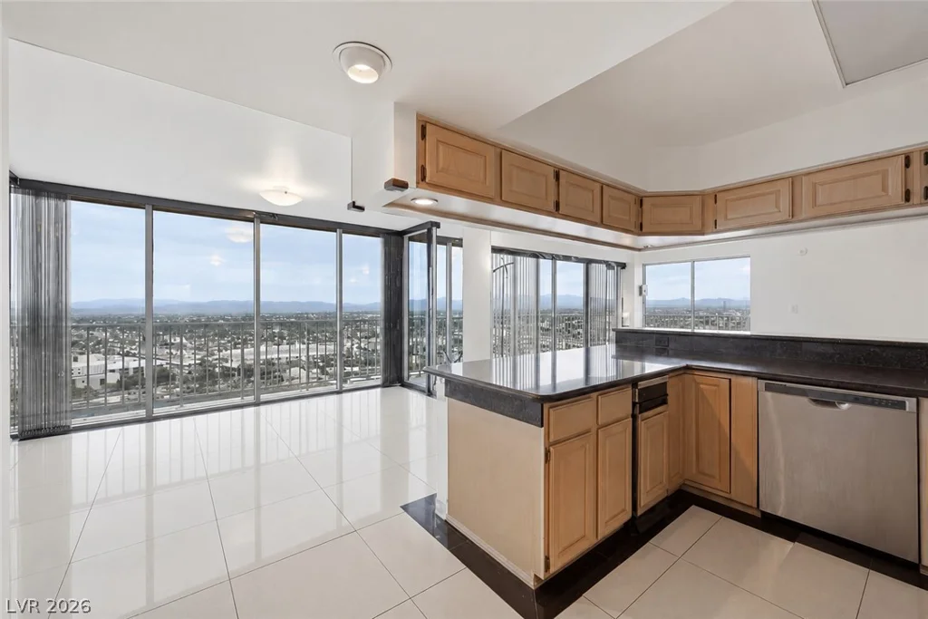 3111 Bel Air, Las Vegas, NV 89109