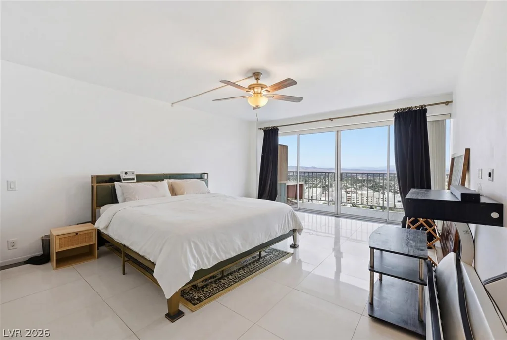 3111 Bel Air, Las Vegas, NV 89109