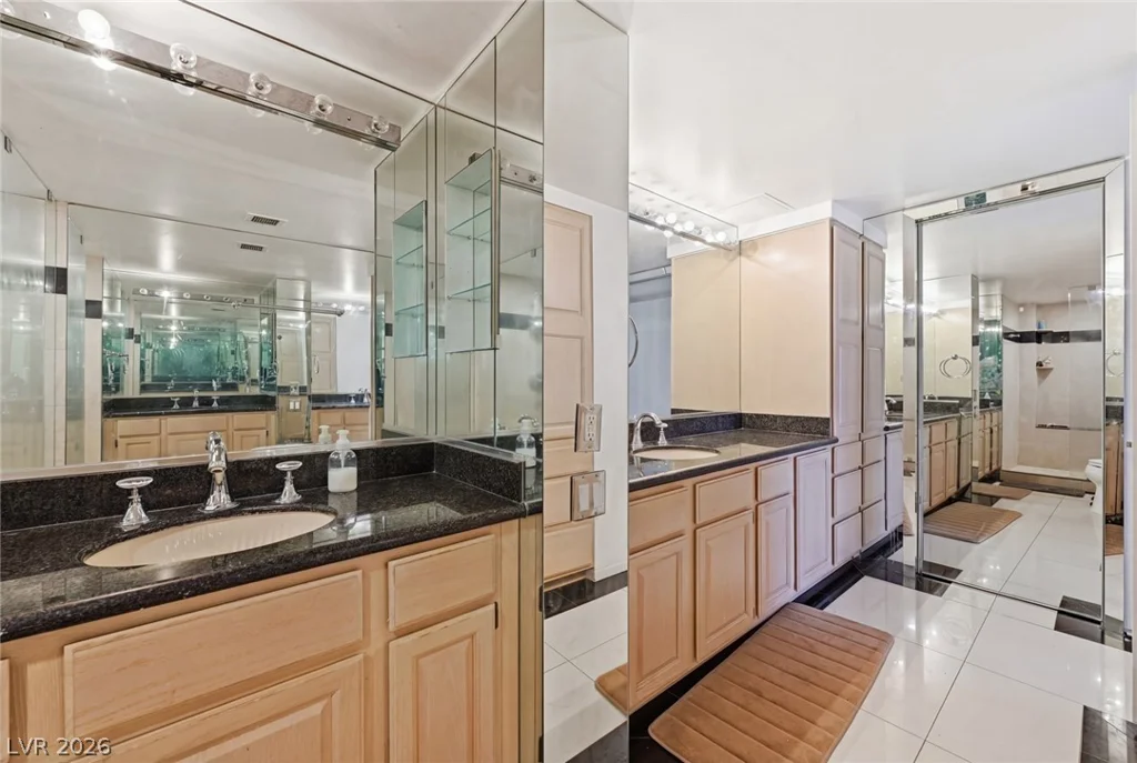 3111 Bel Air, Las Vegas, NV 89109