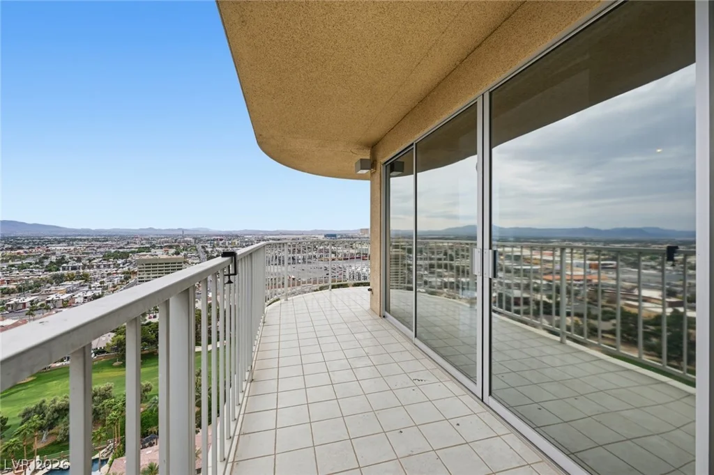 3111 Bel Air, Las Vegas, NV 89109