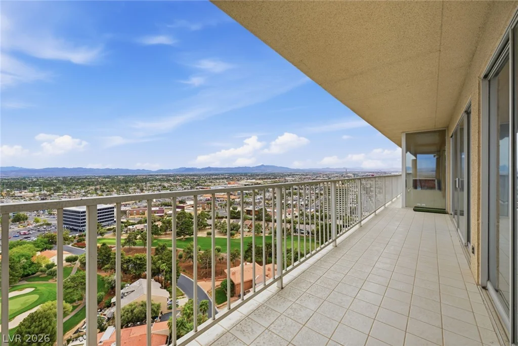3111 Bel Air, Las Vegas, NV 89109