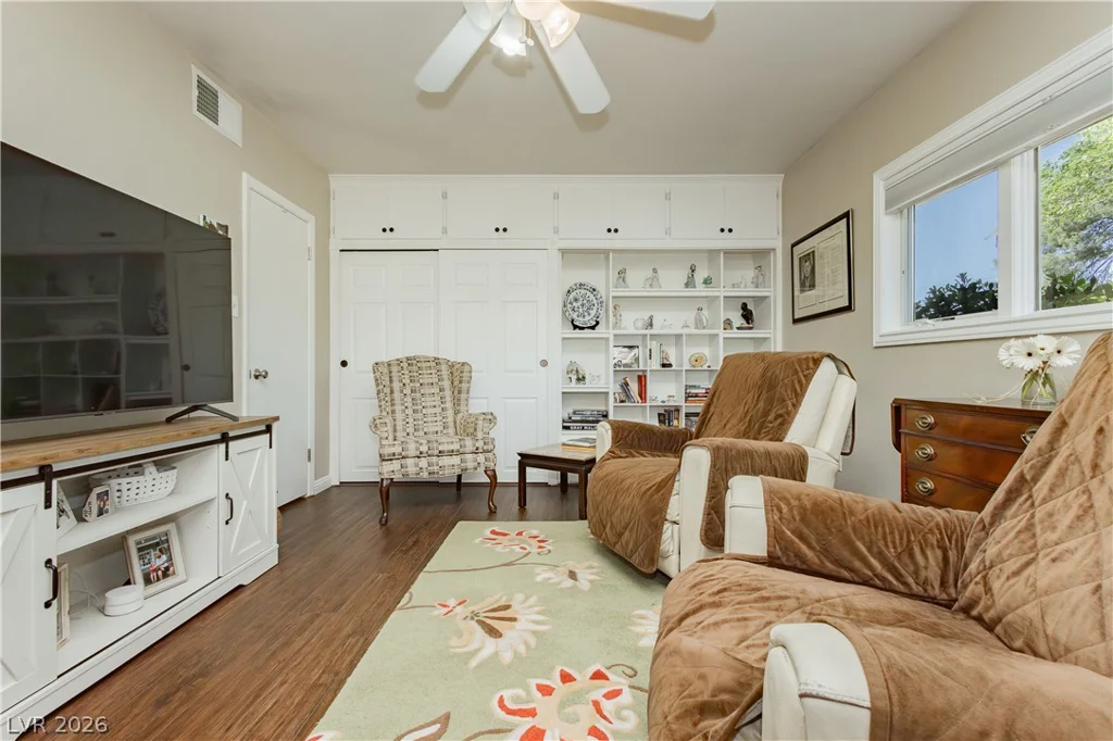 1901 15th, Las Vegas, NV 89104