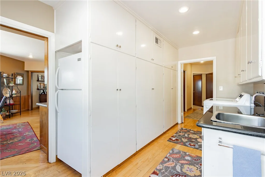 1901 15th, Las Vegas, NV 89104