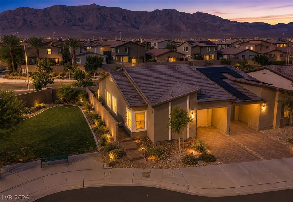 4426 Meadow Glade, North Las Vegas, NV 89084