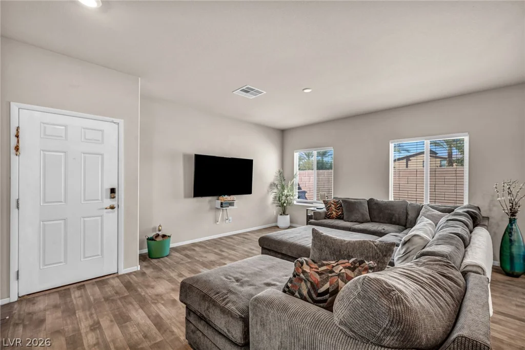 4426 Meadow Glade, North Las Vegas, NV 89084