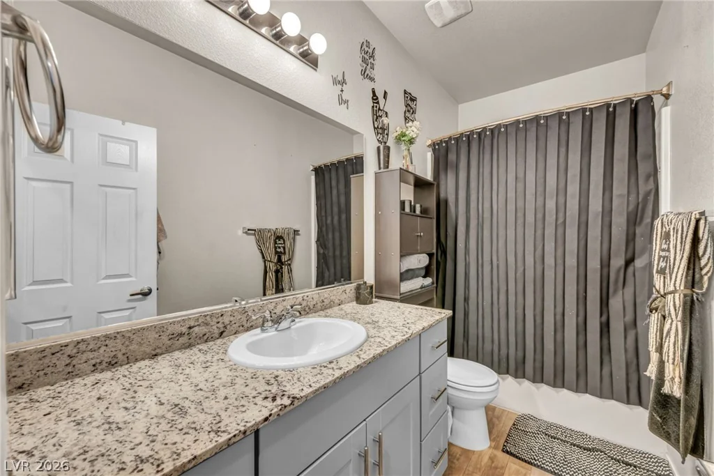 4426 Meadow Glade, North Las Vegas, NV 89084