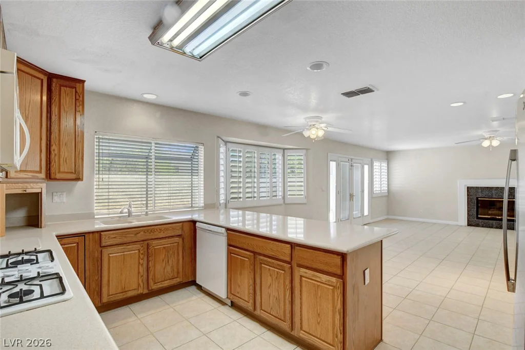 2005 Pinion Springs, Henderson, NV 89074