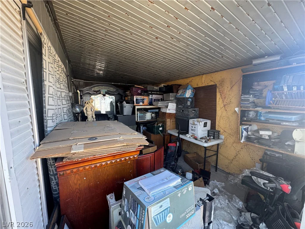 112 Sir George, Las Vegas, NV 89110