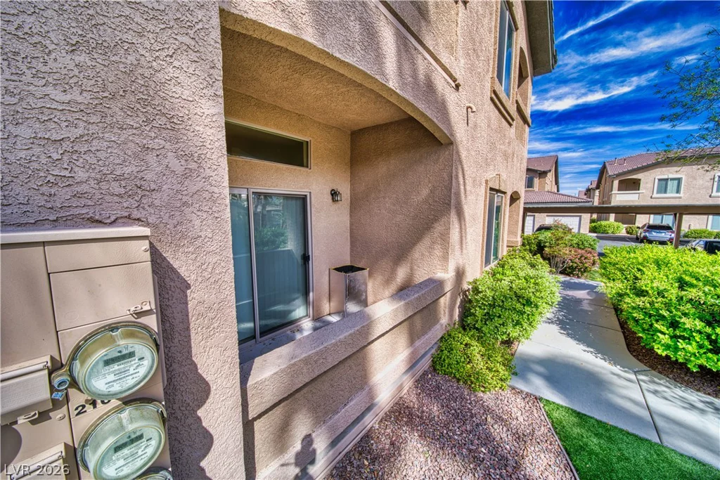 8985 Durango, Las Vegas, NV 89113
