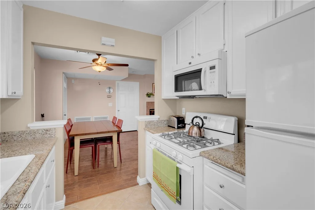 4861 Torrey Pines, Las Vegas, NV 89103