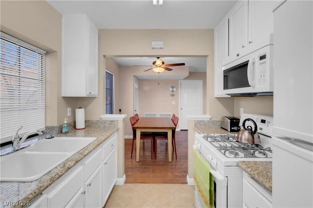 4861 Torrey Pines, Las Vegas, NV 89103