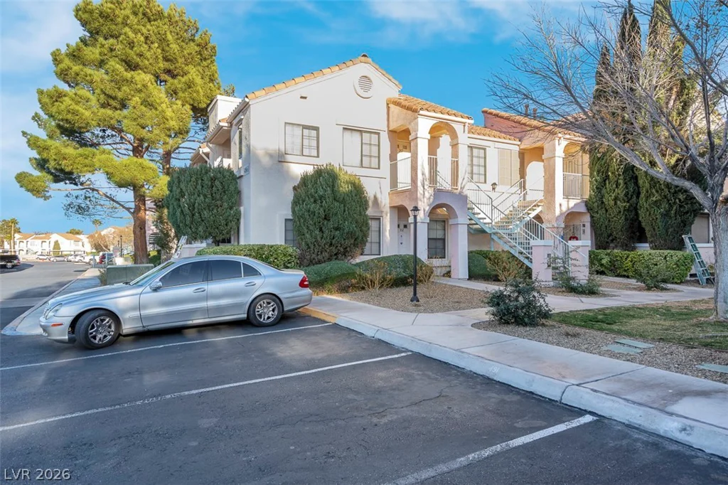 4861 Torrey Pines, Las Vegas, NV 89103