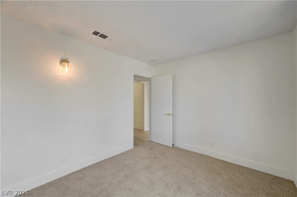 3251 Liahona, Las Vegas, NV 89121