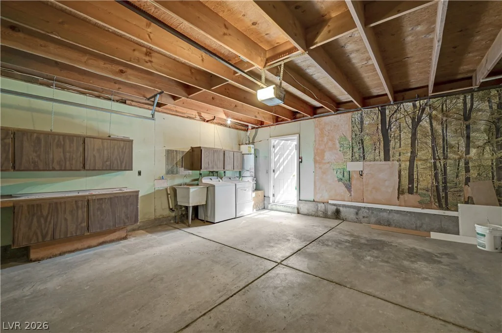 3251 Liahona, Las Vegas, NV 89121