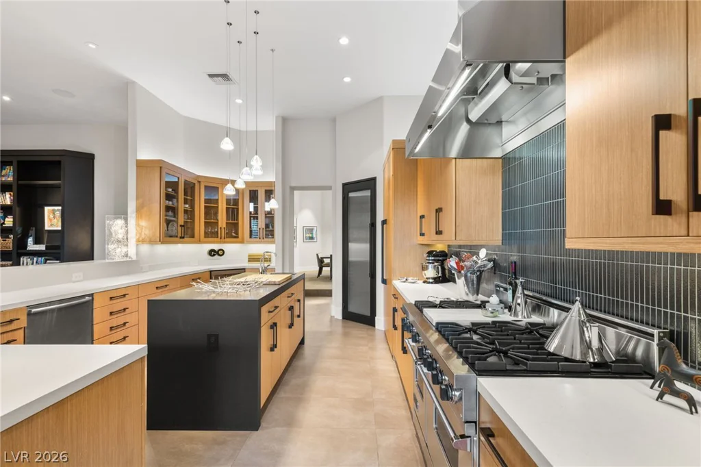 640 Canyon Greens, Las Vegas, NV 89144