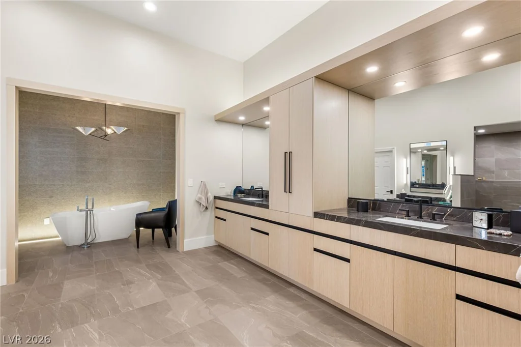 640 Canyon Greens, Las Vegas, NV 89144