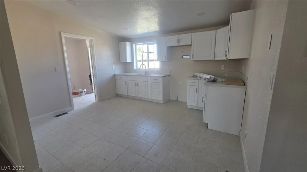 4794 Saguaro, Las Vegas, NV 89121
