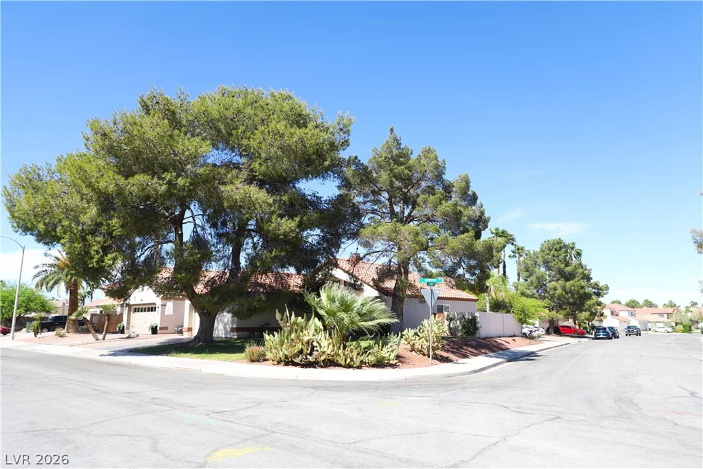 133 Coventry, Henderson, NV 89074
