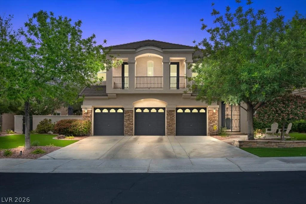 9521 Queen Charlotte, Las Vegas, NV 89145