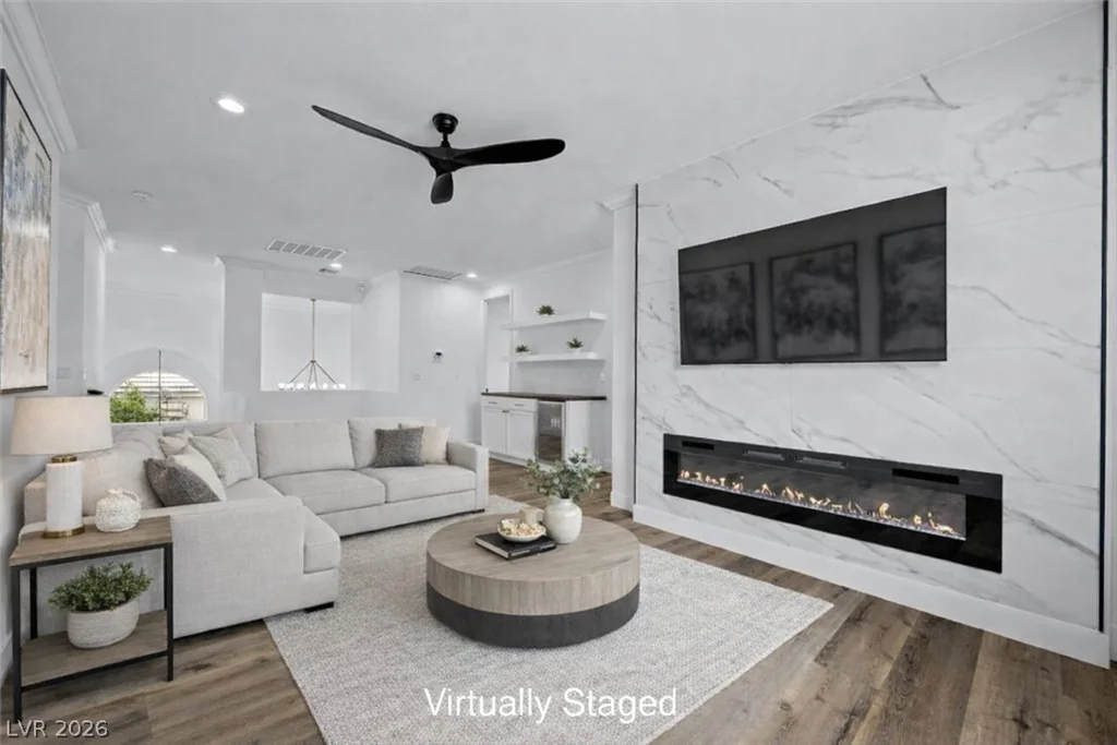 9521 Queen Charlotte, Las Vegas, NV 89145