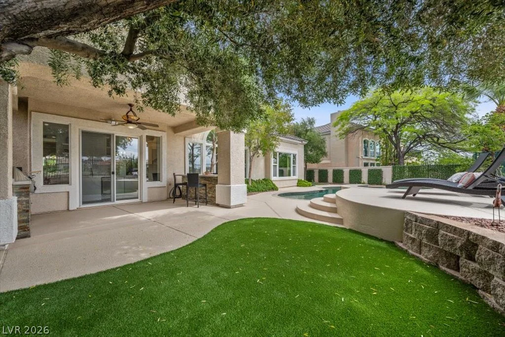 9521 Queen Charlotte, Las Vegas, NV 89145